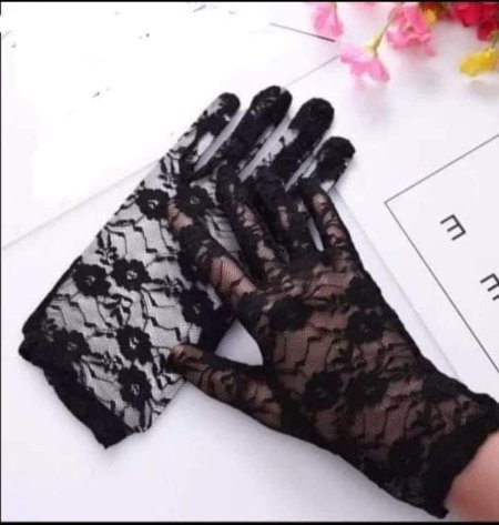 قفاز دانتيل