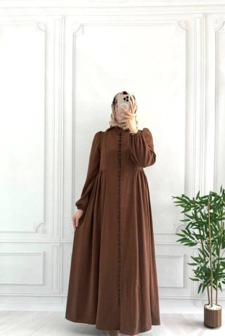 فستان شتوي بأزرار